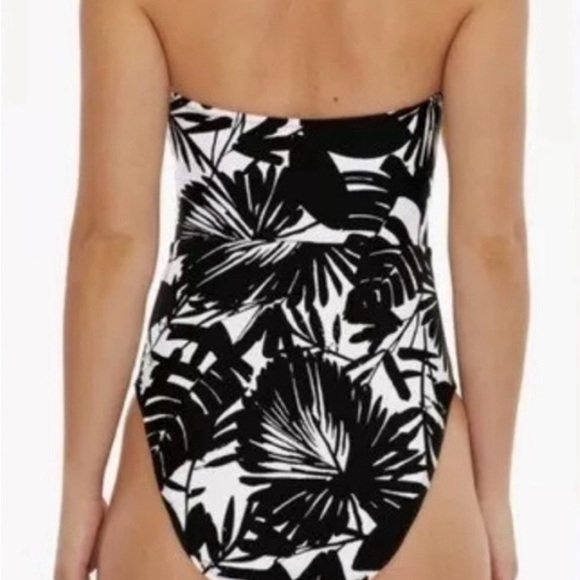 Trina Turk Lennox Bandeau Lace Up One Piece Swimsuit Size 10 Retail $172.00 NEW - Picture 7 of 9